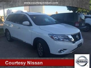 Used 2014 Nissan Pathfinder SL in Richardson, Texas