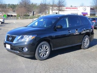 Used 2016 Nissan Pathfinder SV in Durham, North Carolina