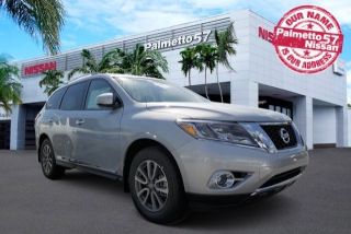 Used 2016 Nissan Pathfinder SL in Miami, Florida