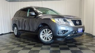 Used 2013 Nissan Pathfinder SL in Mentor, Ohio