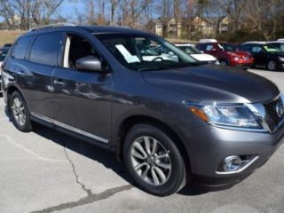 Used 2016 Nissan Pathfinder SL in Huntsville, Alabama