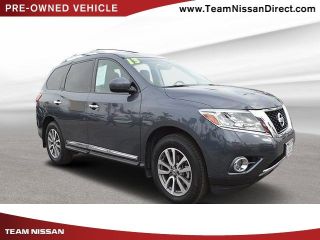 Used 2013 Nissan Pathfinder SL in Oxnard, California