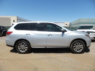 Used 2013 Nissan Pathfinder S in Scottsdale, Arizona