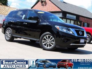 Used 2014 Nissan Pathfinder SV in Godfrey, Illinois