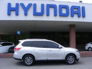Used 2013 Nissan Pathfinder SL in Milledgeville, Georgia
