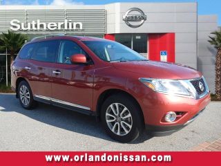 Used 2014 Nissan Pathfinder SL in Orlando, Florida