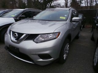 Used 2016 Nissan Rogue S in Auburn, Massachusetts