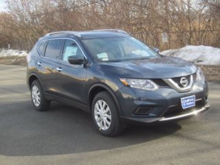 Used 2016 Nissan Rogue S in Medford, Massachusetts