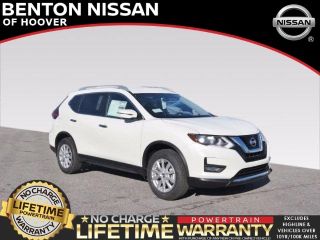 Used 2017 Nissan Rogue SV in Hoover, Alabama