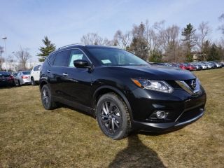 Used 2016 Nissan Rogue SL in Okemos, Michigan