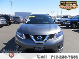 Used 2016 Nissan Rogue SV in Oshkosh, Wisconsin