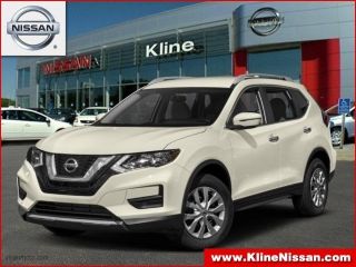 Used 2017 Nissan Rogue SV in Maplewood, Minnesota