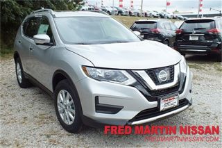 Used 2017 Nissan Rogue SV in Barberton, Ohio