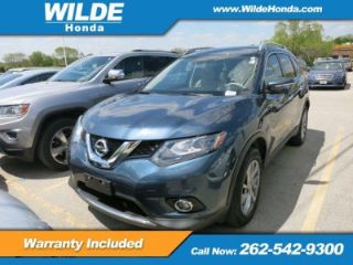 Used 2014 Nissan Rogue SL in Waukesha, Wisconsin