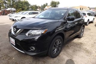 Used 2016 Nissan Rogue SV in Massillon, Ohio