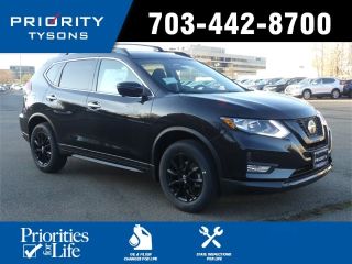 Used 2018 Nissan Rogue SV in Vienna, Virginia