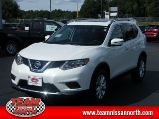 Used 2016 Nissan Rogue SV in Lebanon, New Hampshire