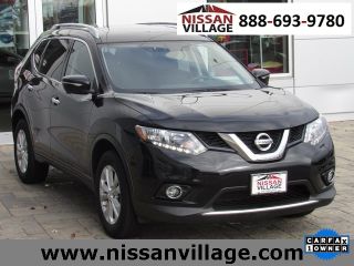 Used 2014 Nissan Rogue SV in North Attleboro, Massachusetts
