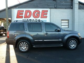 Used 2011 Nissan Pathfinder LE in Statesville, North Carolina