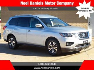 Used 2017 Nissan Pathfinder SL in Brandon, Mississippi