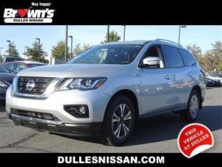 Used 2017 Nissan Pathfinder S in Sterling, Virginia