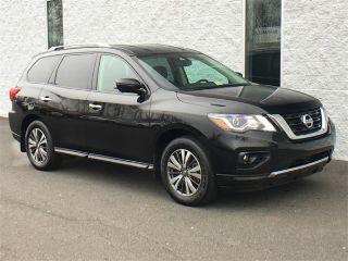 Used 2017 Nissan Pathfinder SL in Chantilly, Virginia