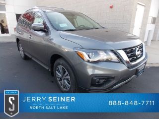 Used 2017 Nissan Pathfinder SL in North Salt Lake, Utah