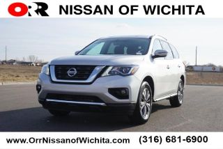 Used 2017 Nissan Pathfinder SV in Wichita, Kansas