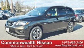 Used 2017 Nissan Pathfinder SL in Lawrence, Massachusetts