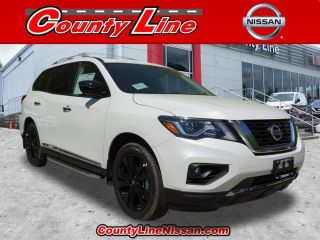 Used 2017 Nissan Pathfinder Platinum in Middlebury, Connecticut