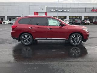 Used 2018 Nissan Pathfinder Platinum in Murfreesboro, Tennessee
