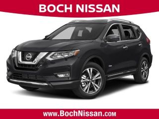 Used 2017 Nissan Rogue SV in Norwood, Massachusetts