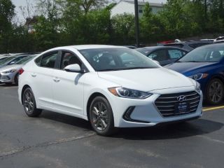 Used 2017 Hyundai Elantra SE in Elgin, Illinois