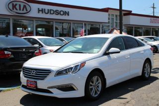 Used 2015 Hyundai Sonata SE in Jersey City, New Jersey