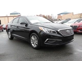 Used 2016 Hyundai Sonata SE in Cornelius, North Carolina