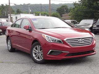 Used 2017 Hyundai Sonata SE in Emmaus, Pennsylvania