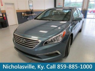 Used 2015 Hyundai Sonata SE in Nicholasville, Kentucky