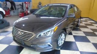 Used 2015 Hyundai Sonata SE in Milwaukee, Wisconsin