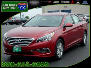 Used 2015 Hyundai Sonata SE in Decatur, Illinois