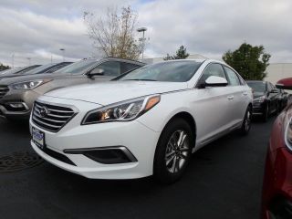 Used 2017 Hyundai Sonata SE in Tinley Park, Illinois