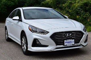 Used 2018 Hyundai Sonata SE in Davenport, Iowa