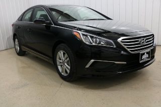Used 2017 Hyundai Sonata SE in Jefferson City, Missouri