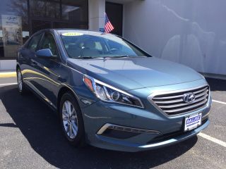 Used 2015 Hyundai Sonata SE in Framingham, Massachusetts