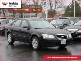 Used 2009 Hyundai Sonata GLS in Brooklyn Park, Minnesota
