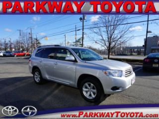 Used 2010 Toyota Highlander Base in Englewood Cliffs, New Jersey