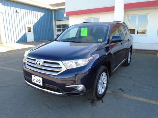 Used 2013 Toyota Highlander Base in Houlton, Maine