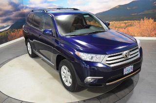 Used 2013 Toyota Highlander SE in Beaverton, Oregon