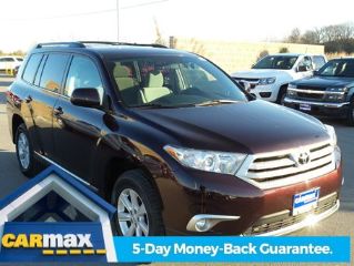 Used 2013 Toyota Highlander in Saint Peters, Missouri