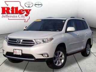 Used 2011 Toyota Highlander SE in Jefferson City, Missouri