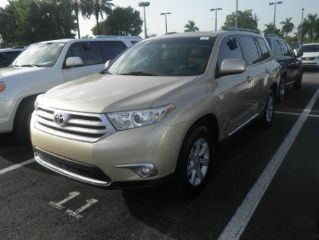 Used 2011 Toyota Highlander SE in Miami, Florida